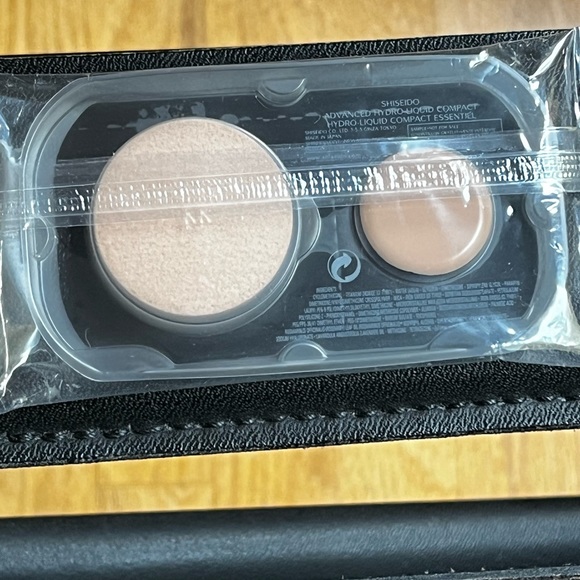 Shiseido skincare and foundation samples bundle - Picture 12 of 12